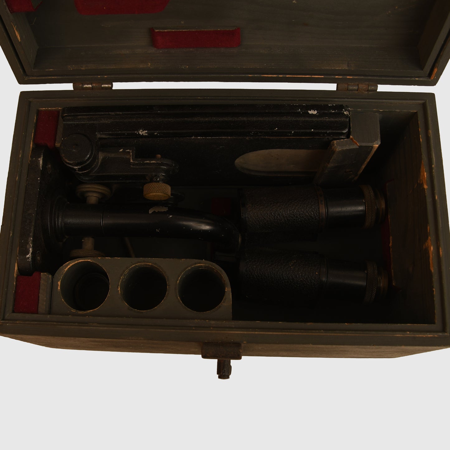 GERMAN WWII ARMY DOCTORS MICROSCOPE