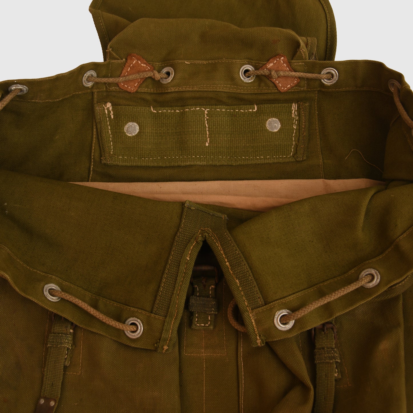 GERMAN WWII ARMED FORCES TROPICAL RUCKSACK