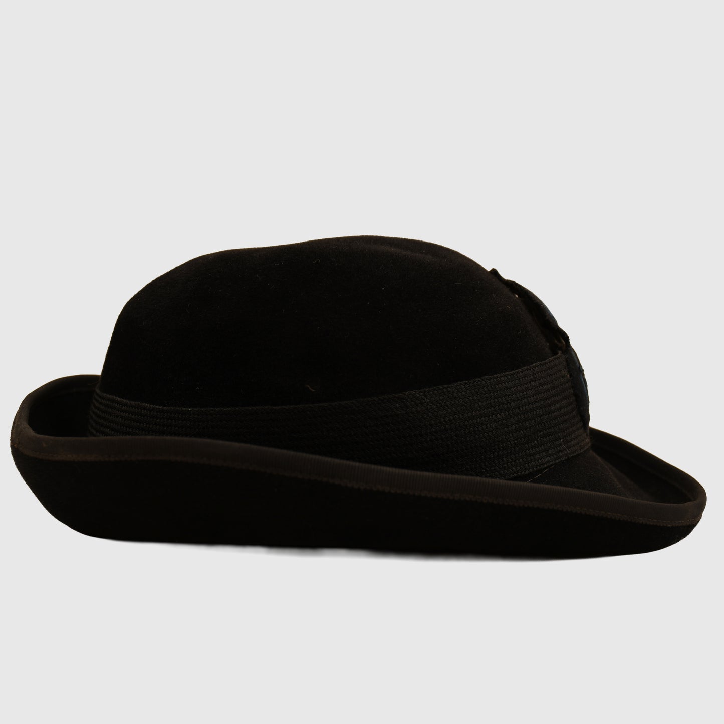 BRITISH WWII WOMAN’S ROYAL NAVAL SERVICE WRENS FELT HAT
