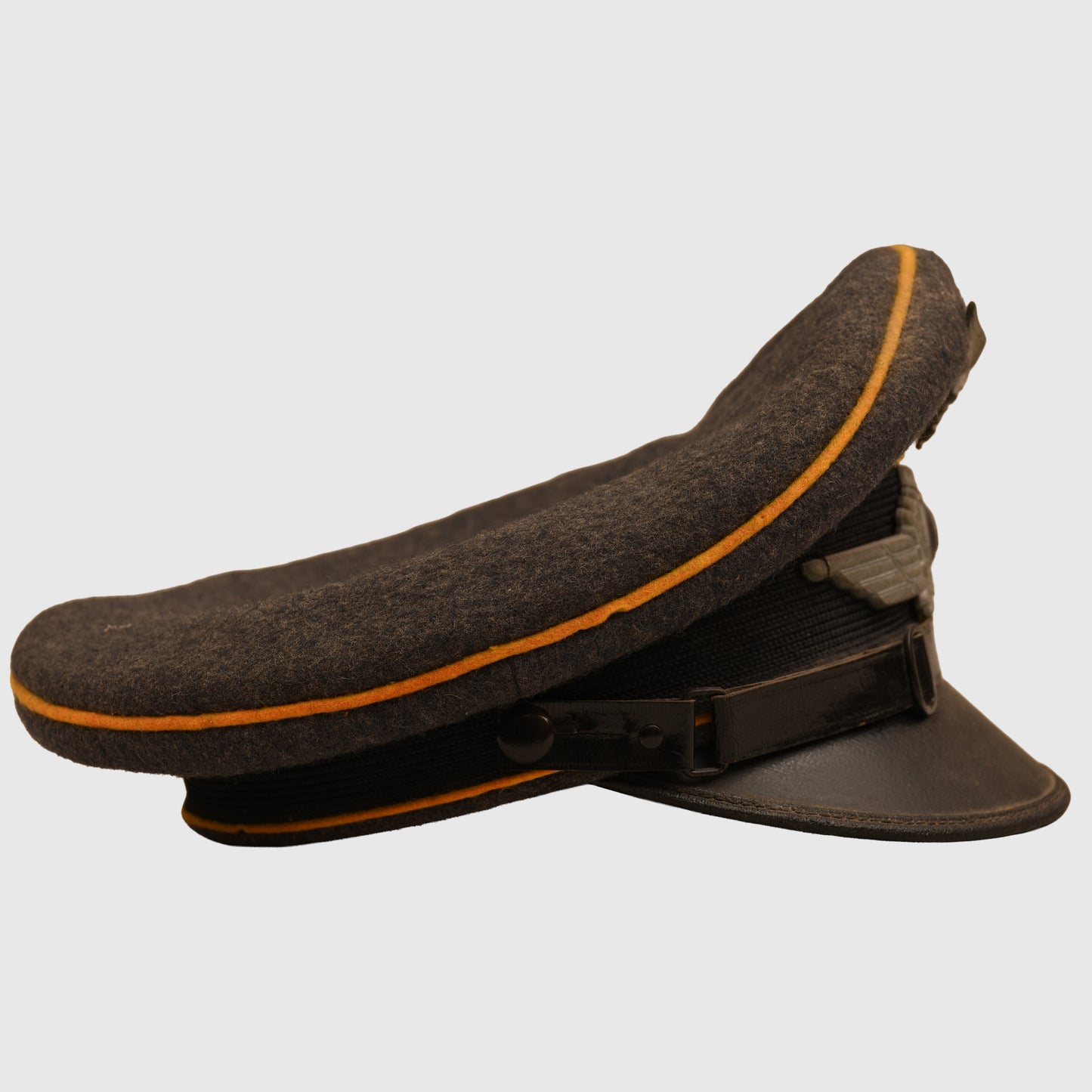 GERMAN WWII LUFTWAFFE FLIGHT SECTION VISOR CAP