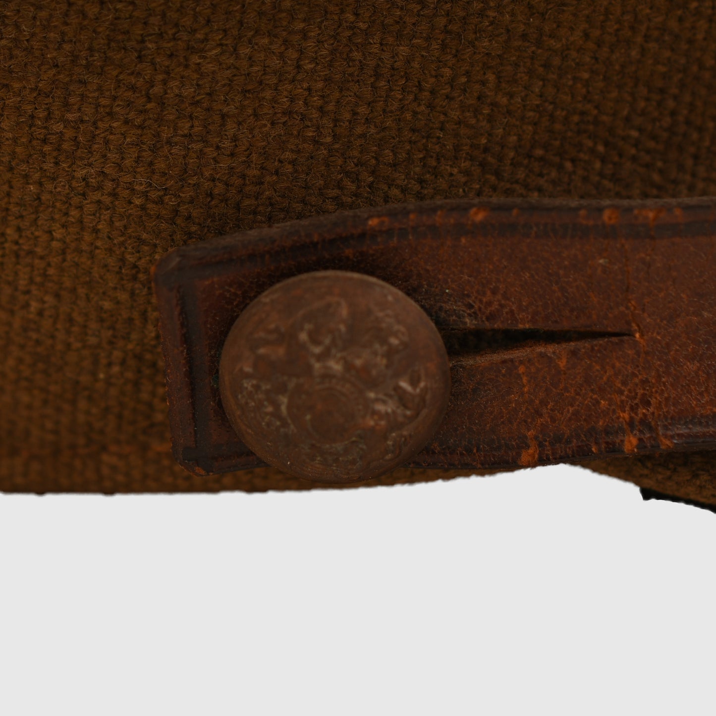 BRITISH WWII TANK CORPS OFFICERS VISOR CAP