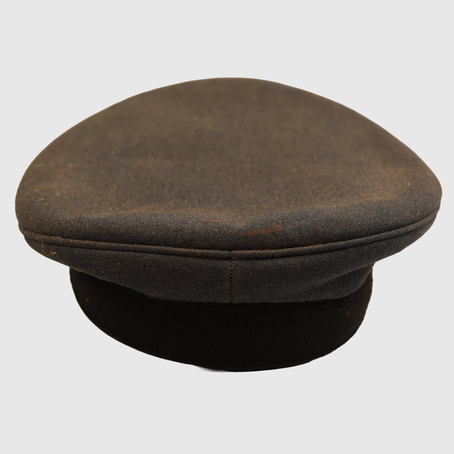 BRITISH WWII RAF GROUP CAPTAIN AND ABOVE VISOR CAP