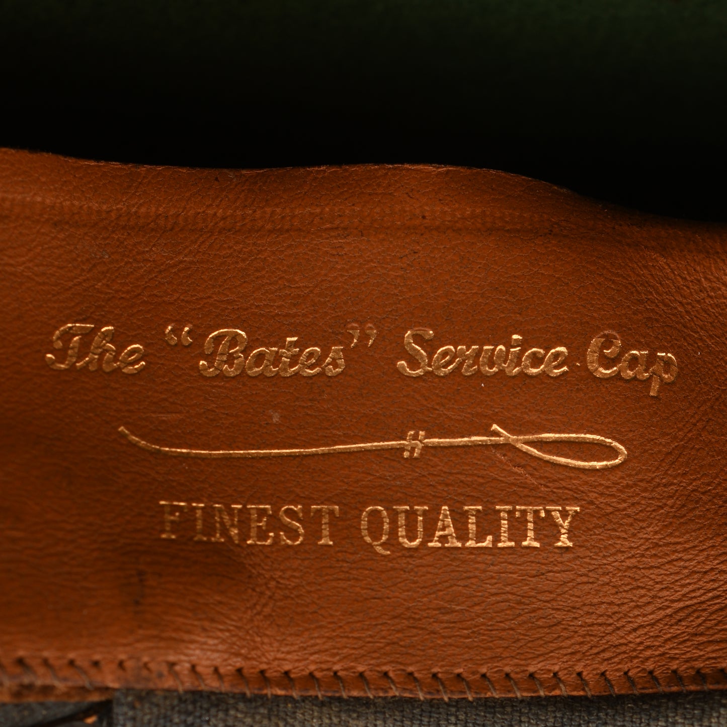 BRITISH WWII RAF GROUP CAPTAIN AND ABOVE VISOR CAP