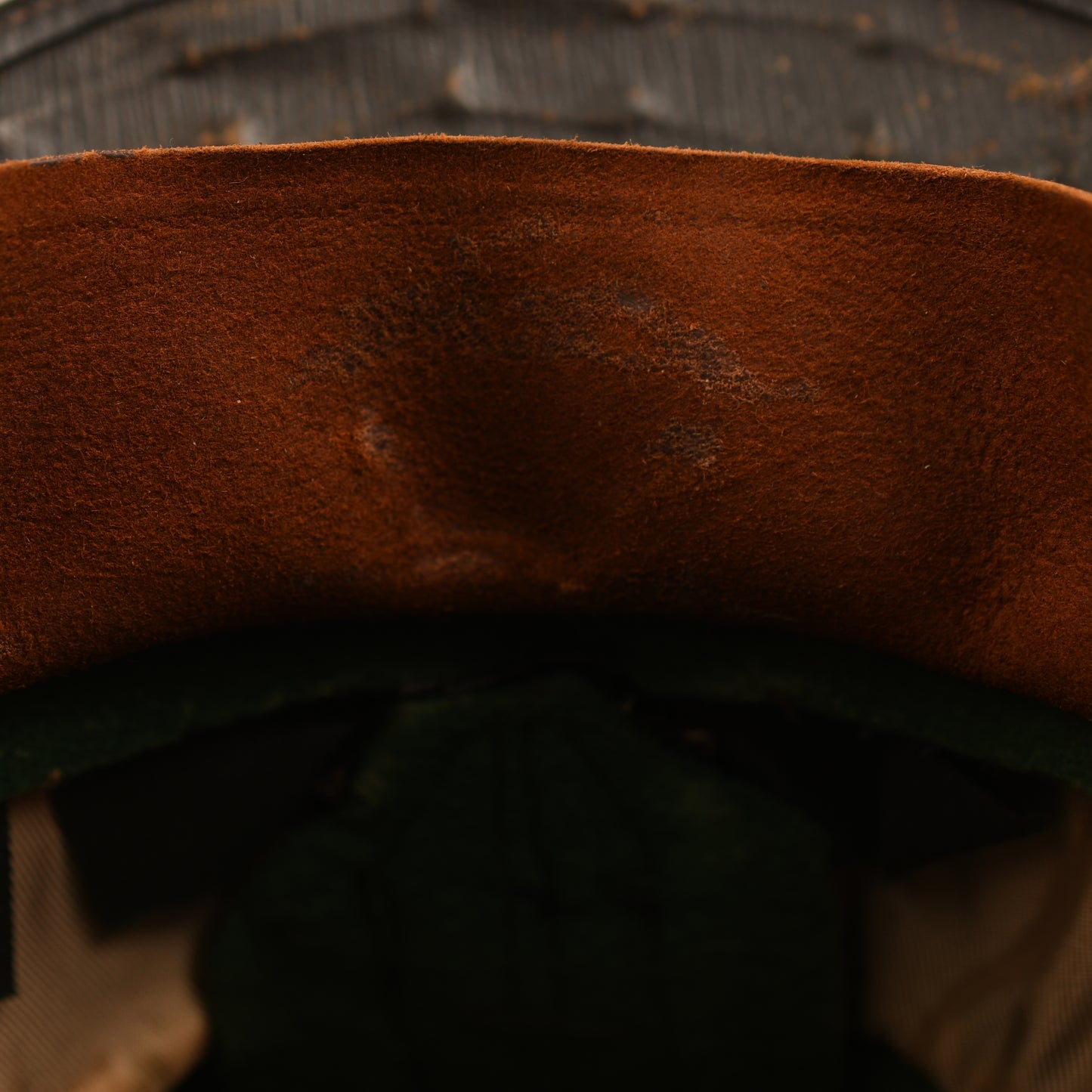 BRITISH WWII RAF GROUP CAPTAIN AND ABOVE VISOR CAP