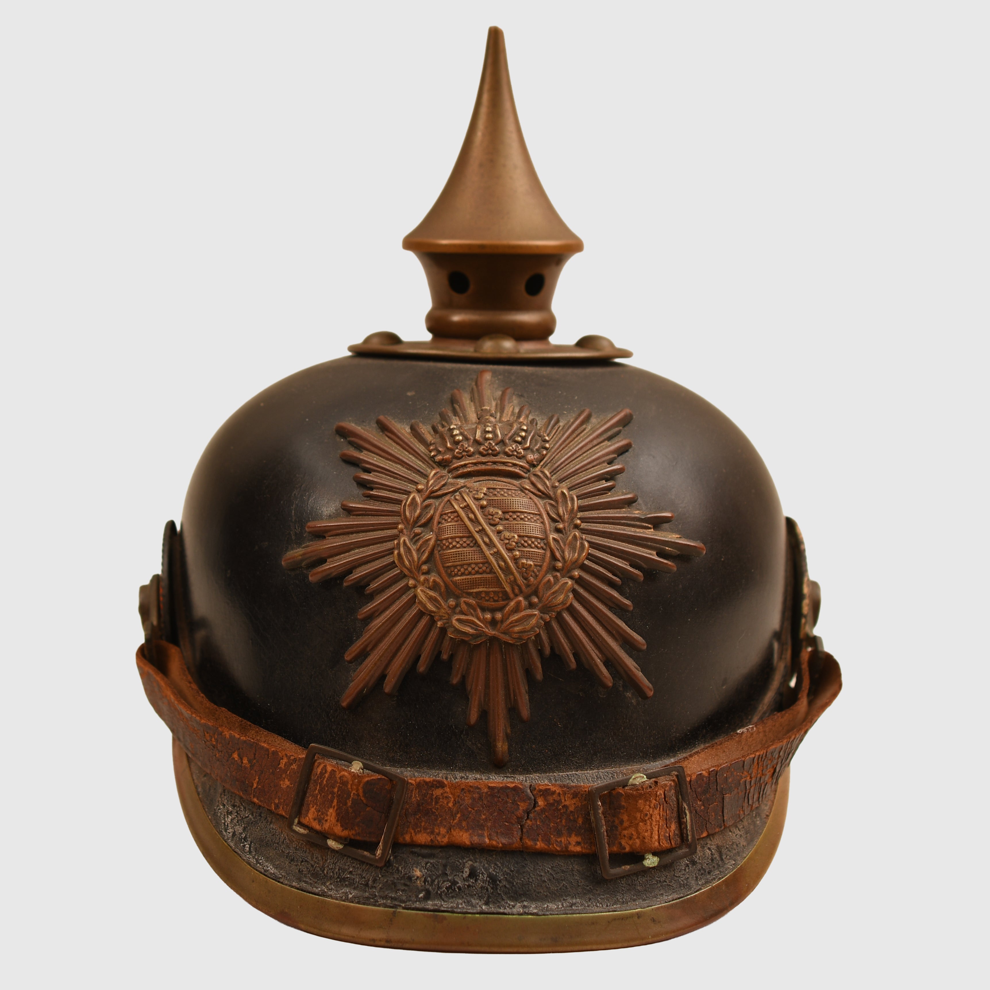 GERMAN WWI SAXON BATTLEFIELD PICK-UP PICKELHAUBE – Regimentals