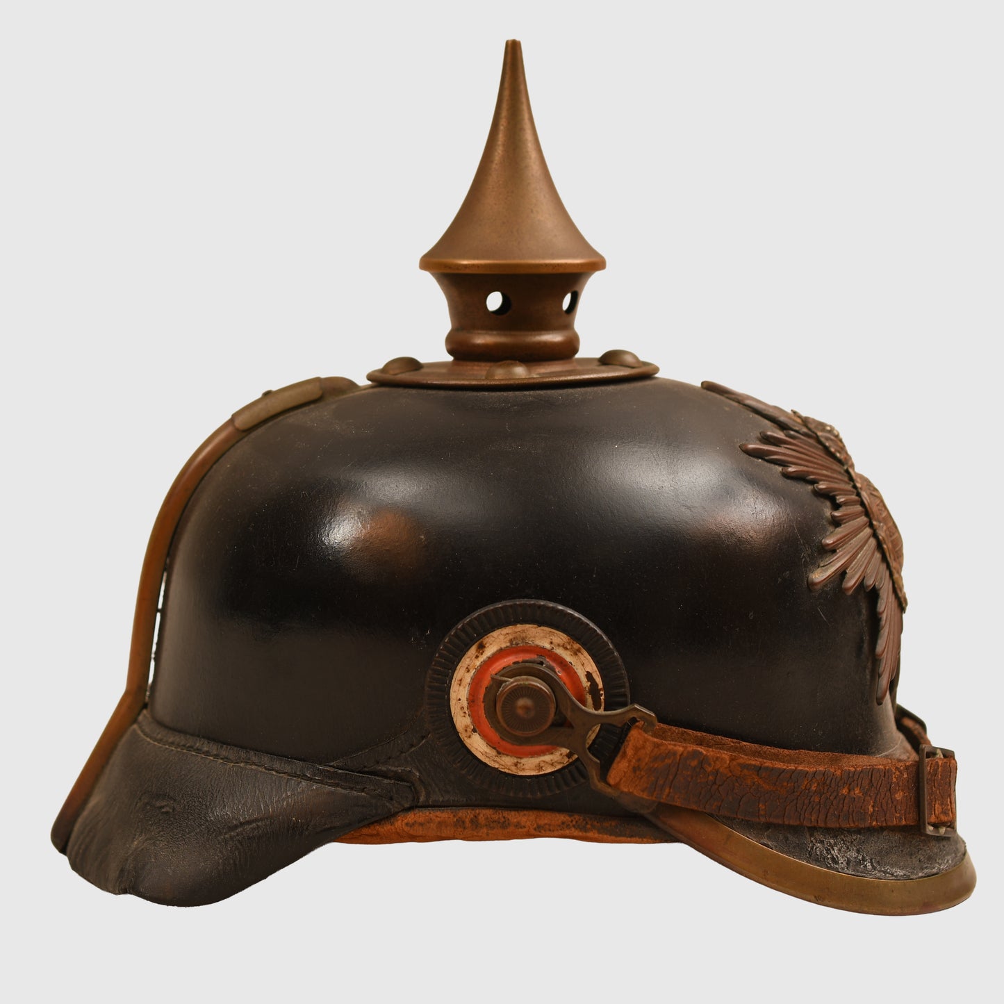 GERMAN WWI SAXON BATTLEFIELD PICK-UP PICKELHAUBE