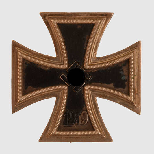 GERMAN WWII IRON CROSS 1ST CLASS