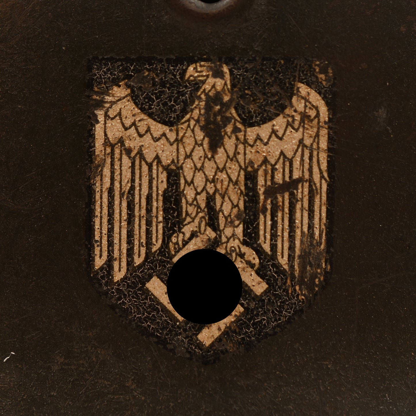 GERMAN WWII ARMY M.40 SINGLE DECAL COMBAT HELMET