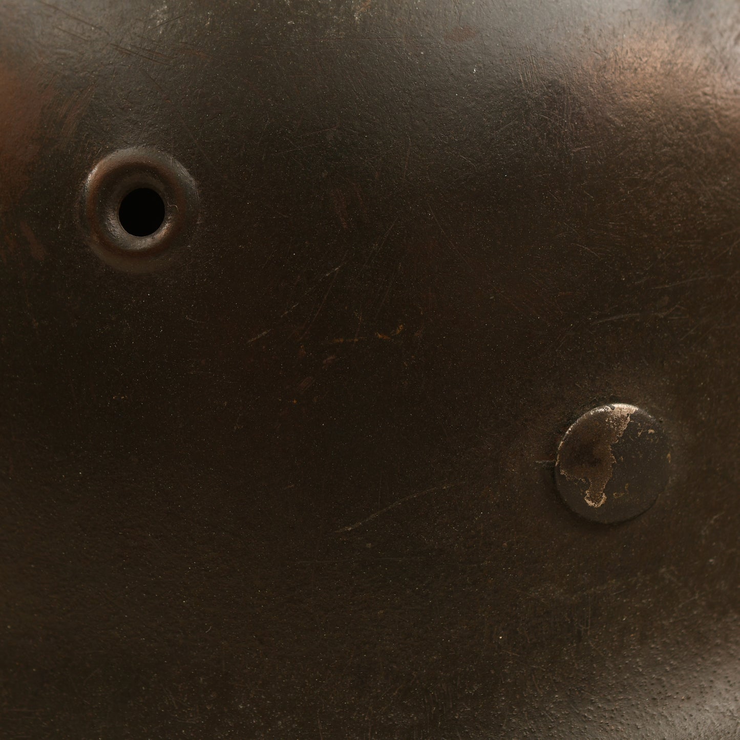 GERMAN WWII ARMY M.40 SINGLE DECAL COMBAT HELMET