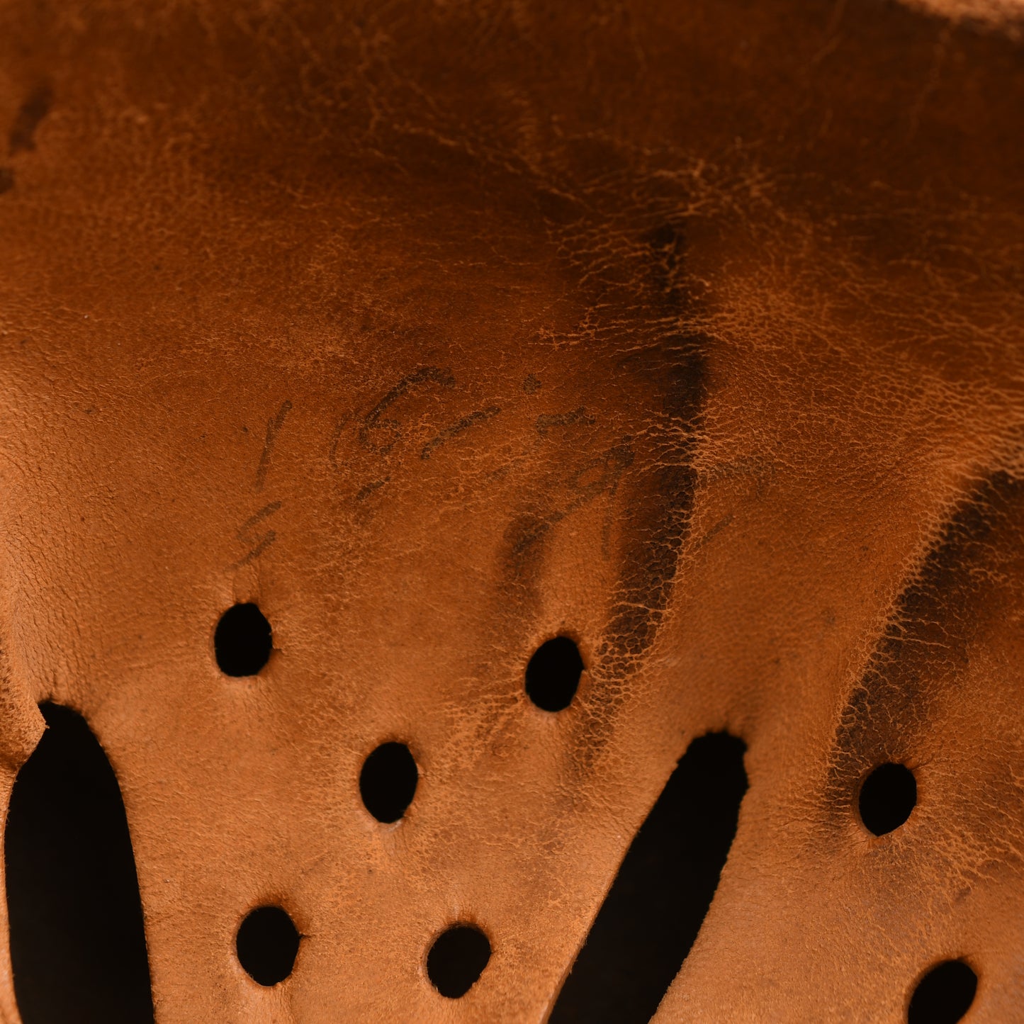 GERMAN WWII ARMY M.40 SINGLE DECAL COMBAT HELMET