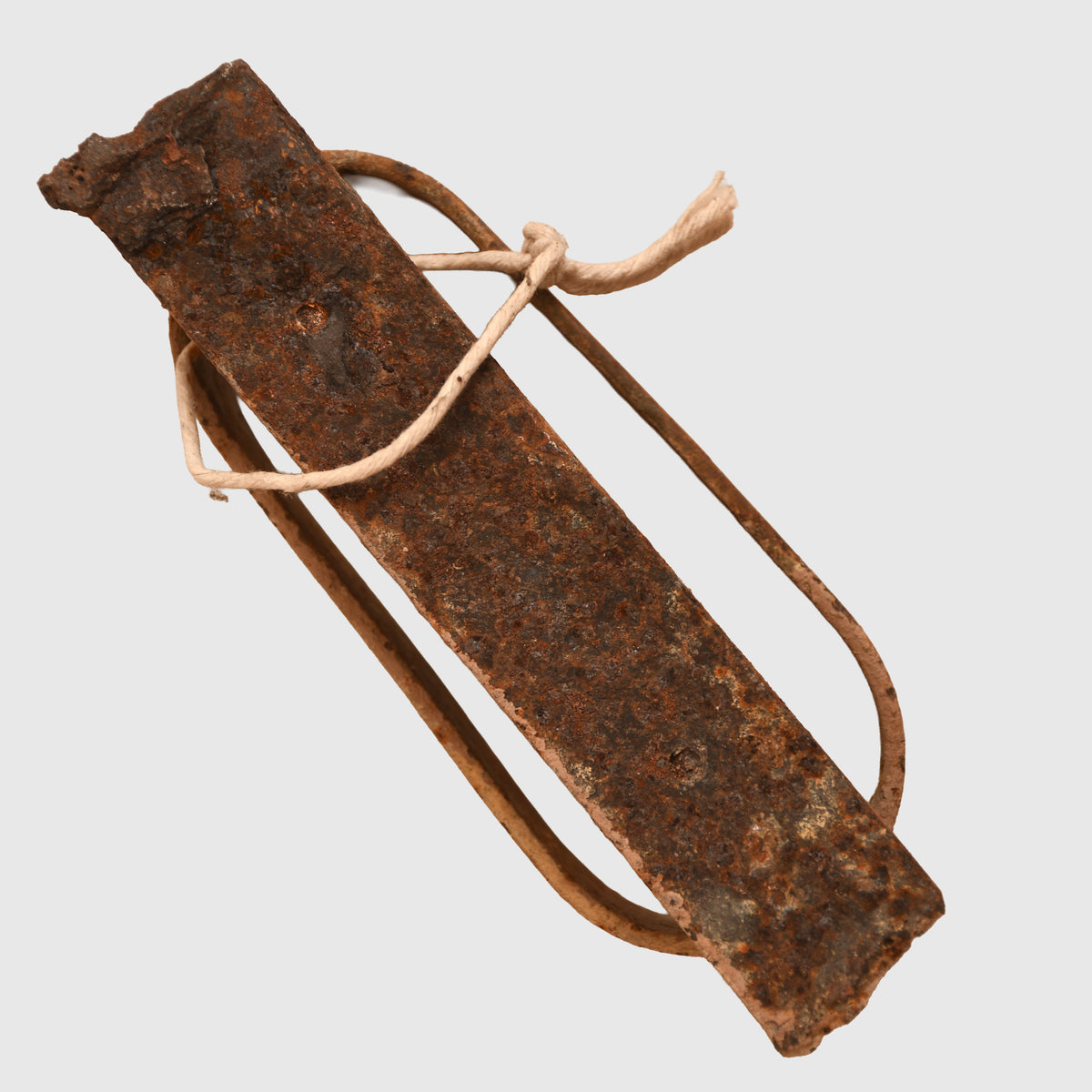 GERMAN WWII VEHICLE RIFLE BUTT HOLDER