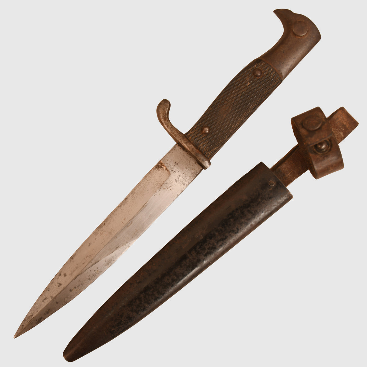 GERMAN WWI EAGLE HEADED FIGHTING DISPLAY PIECE