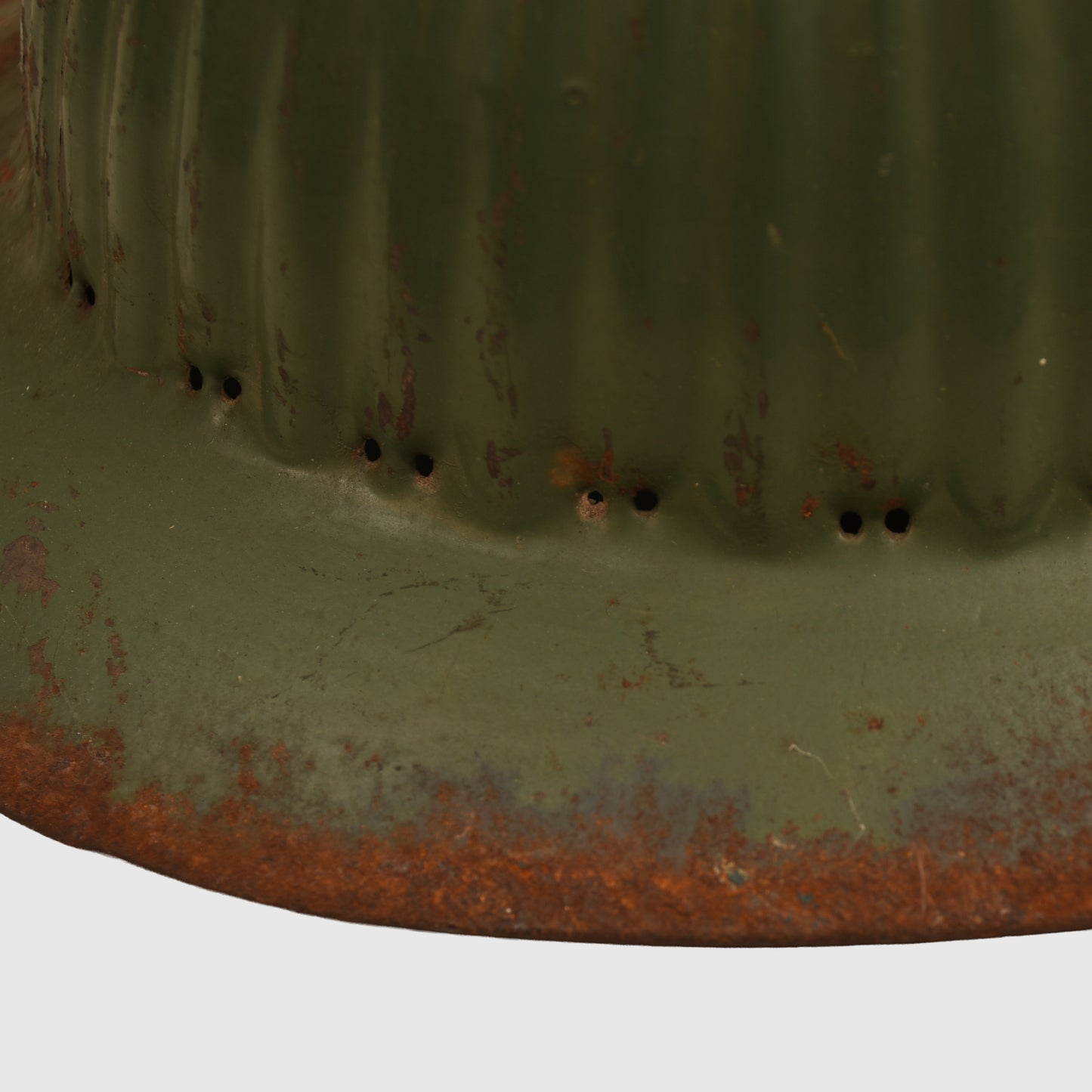 PORTUGUESE SPANISH CIVIL WAR COMBAT HELMET