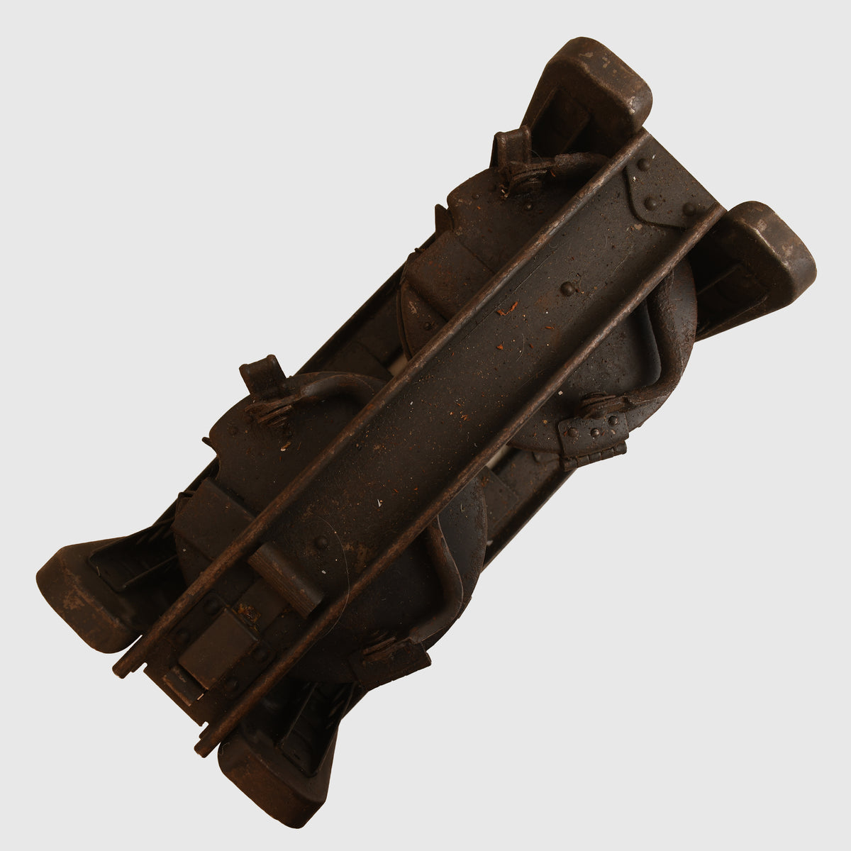 GERMAN WWII MG34 DOUBLE DRUM MAGAZINES AND CARRIER