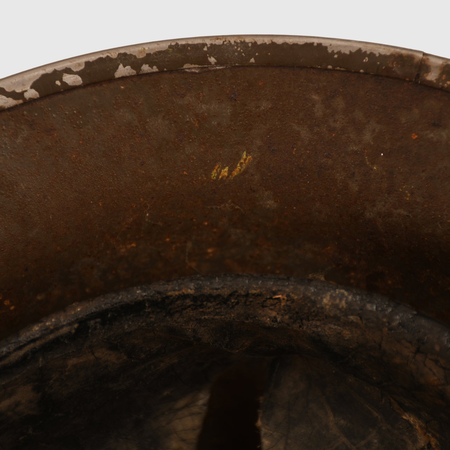 BRITISH WWII AUXILIARY FIRE SERVICE BRODIE HELMET