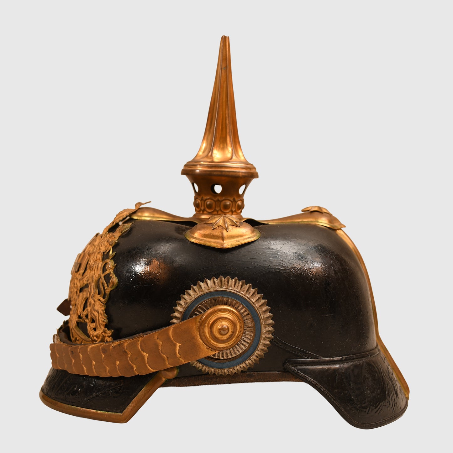GERMAN WWI BAVARIAN RESERVE OFFICERS PICKLEHAUBE CASED