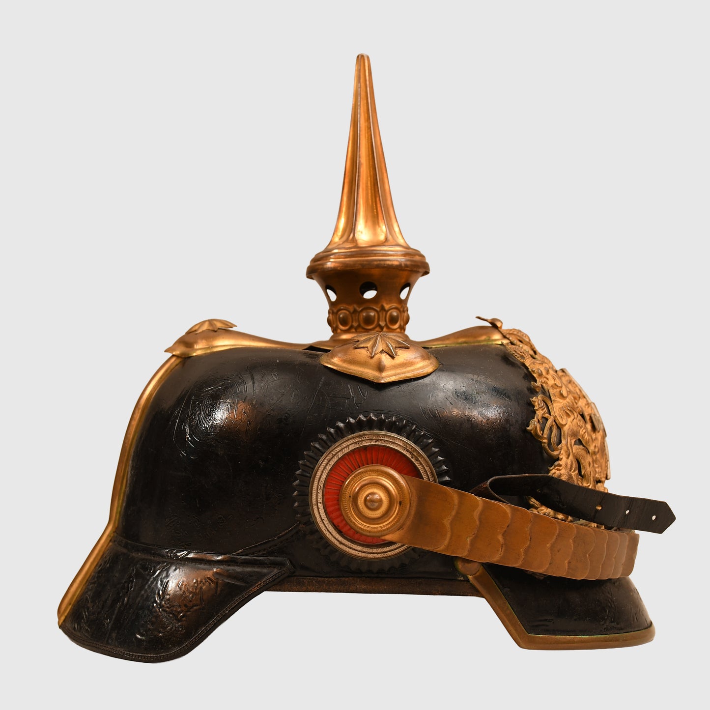 GERMAN WWI BAVARIAN RESERVE OFFICERS PICKLEHAUBE CASED