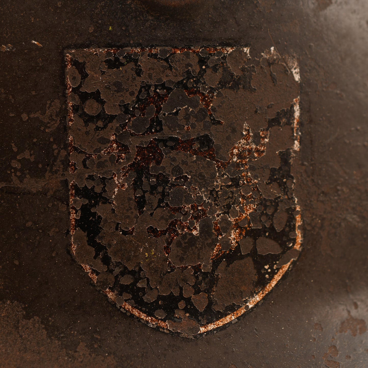 German WWII M35 Single Decal Combat Helmet