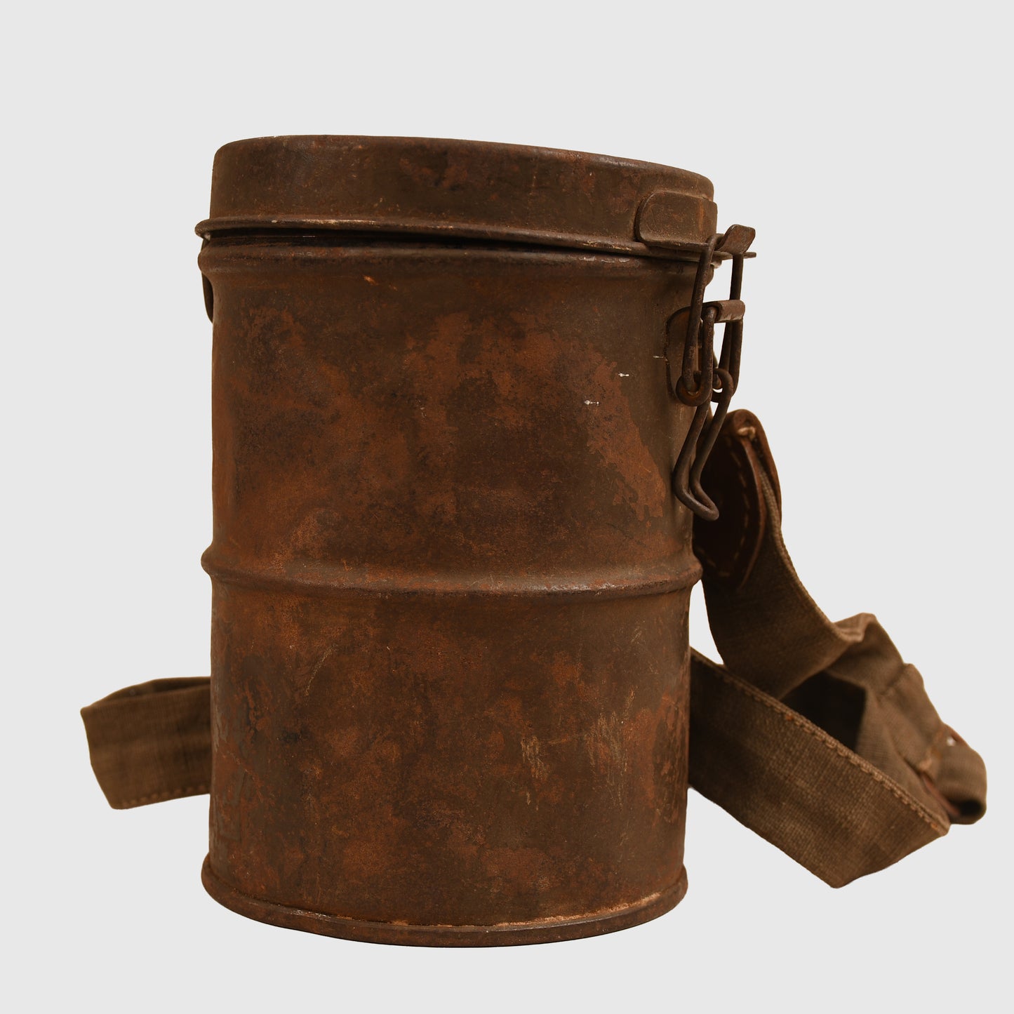 GERMAN WWI LEATHER FACED GAS MARK