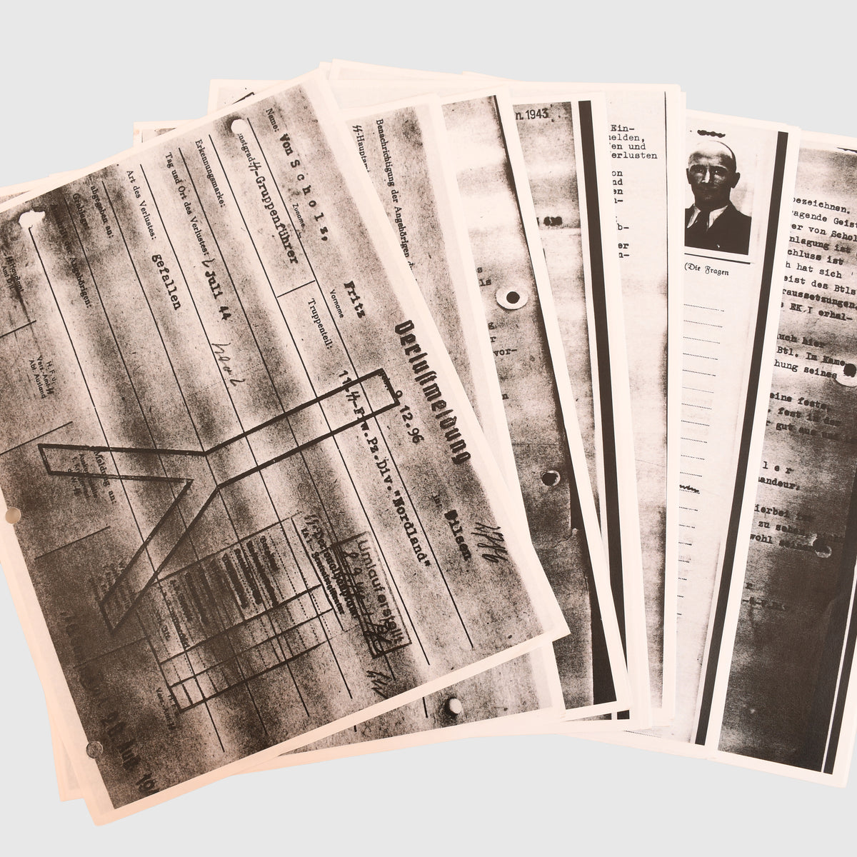 RECOMMENDATION LETTERS FOR THE OAKLEAVES FOR SS BRIGARDEFUHRER FRITZ VON SCHOLZ