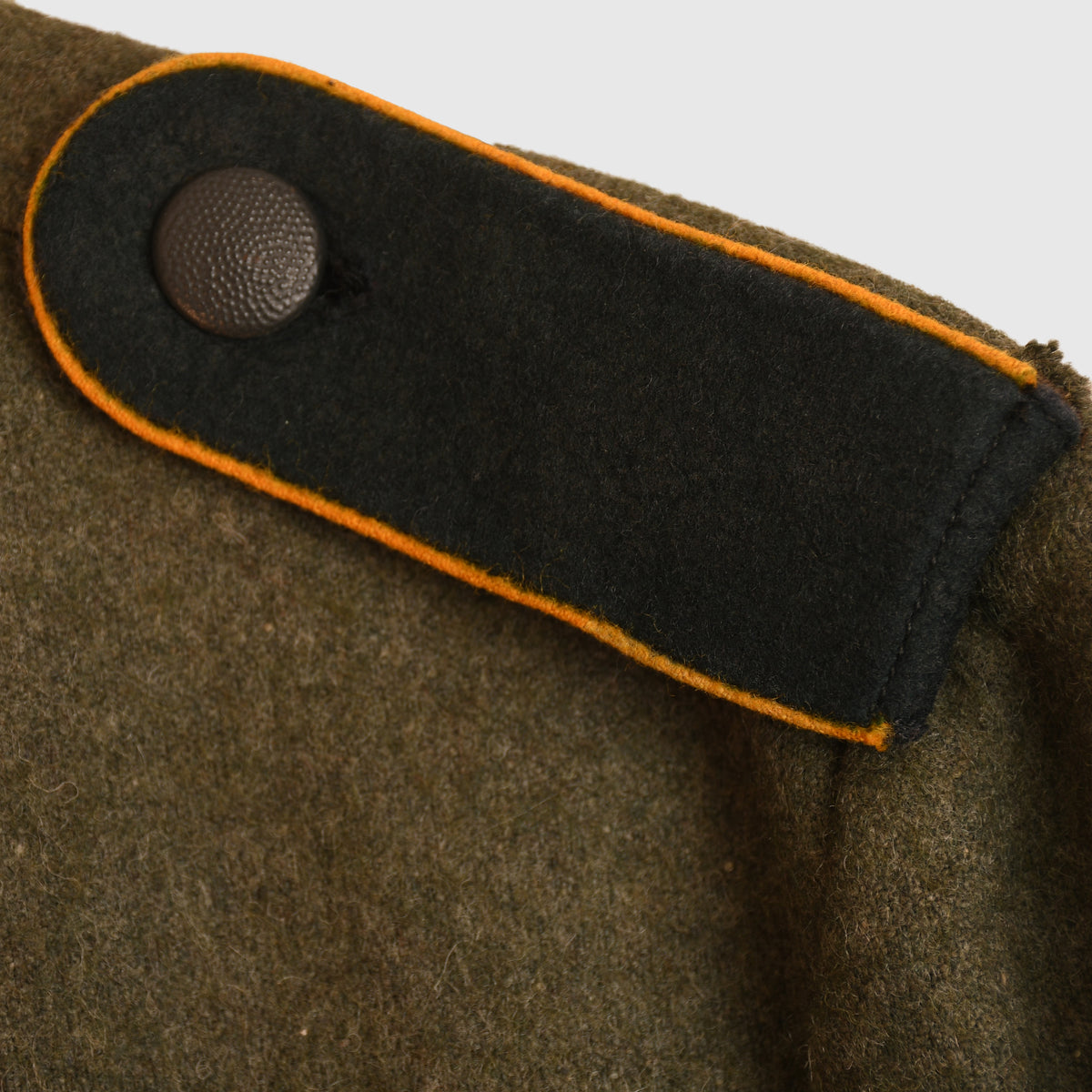 GERMAN WWII ARMY CAVALRY M.40 COMBAT TUNIC