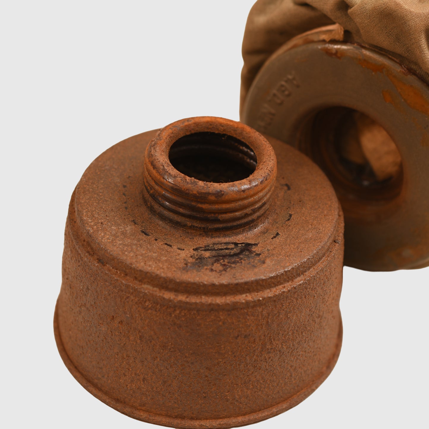 GERMAN WWI SOLDIERS GAS MASK