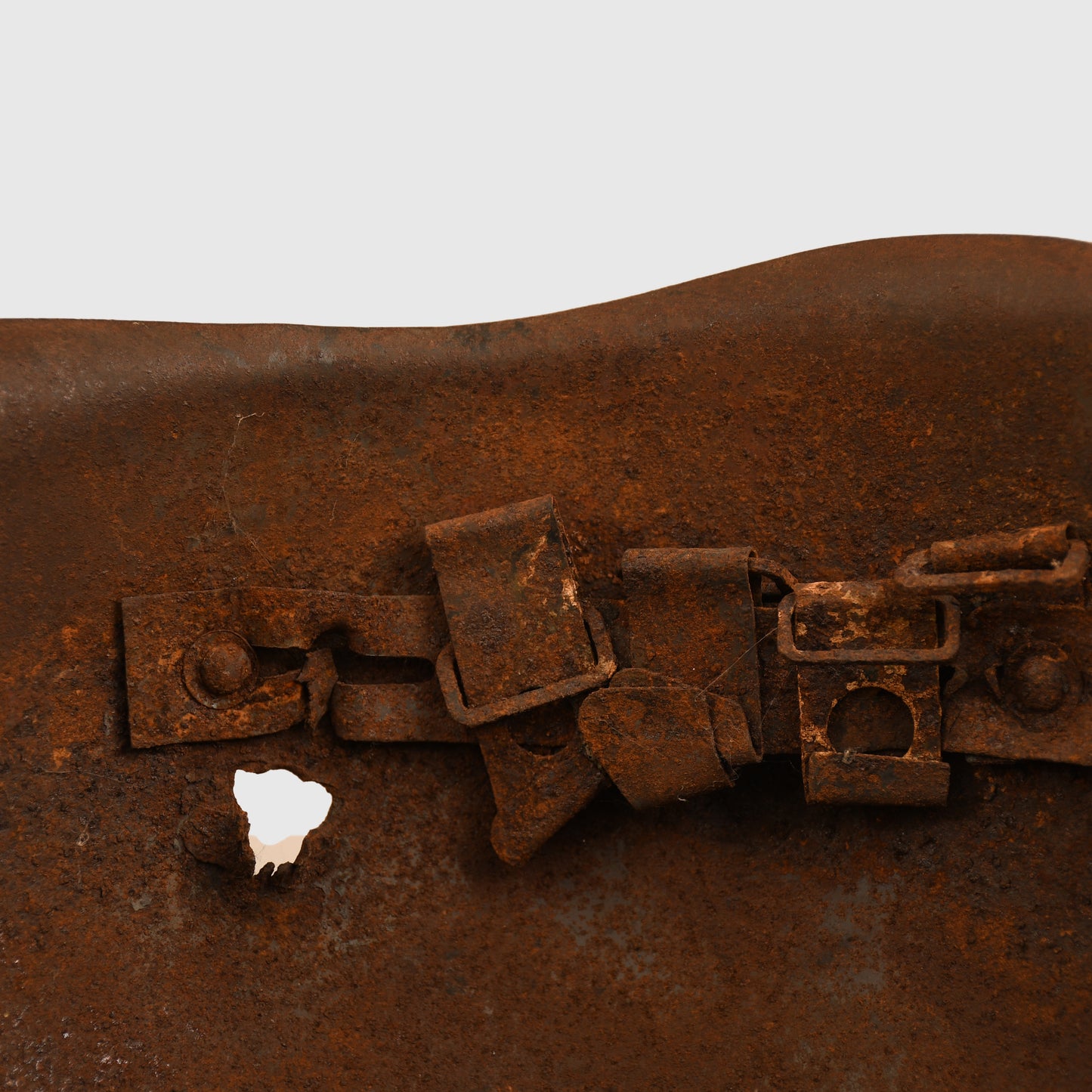 RUSSIAN WWII BERLIN BATTLEFIELD PICK UP HELMET