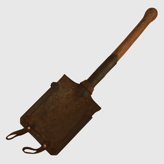 German WWI Entrenching Tool with Ersatz Steel Cover