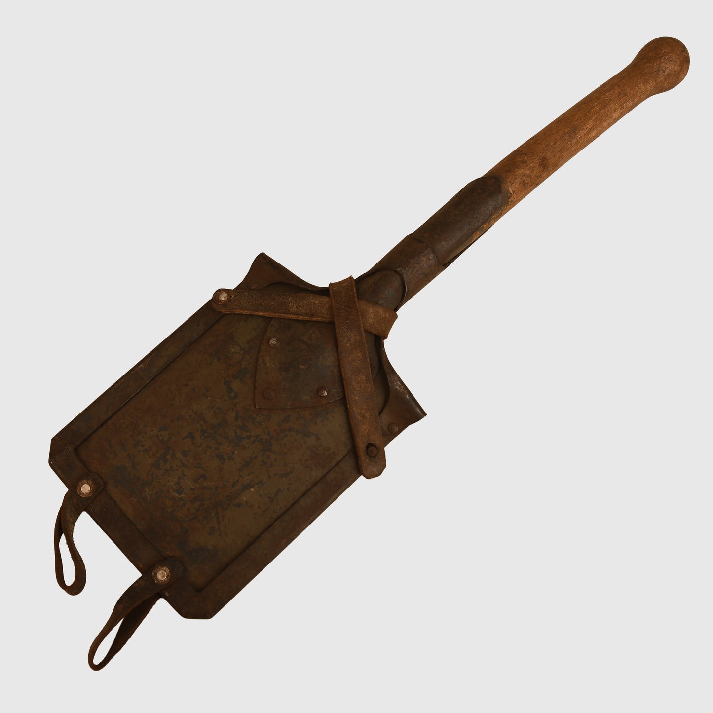 German WWI Entrenching Tool with Ersatz Steel Cover