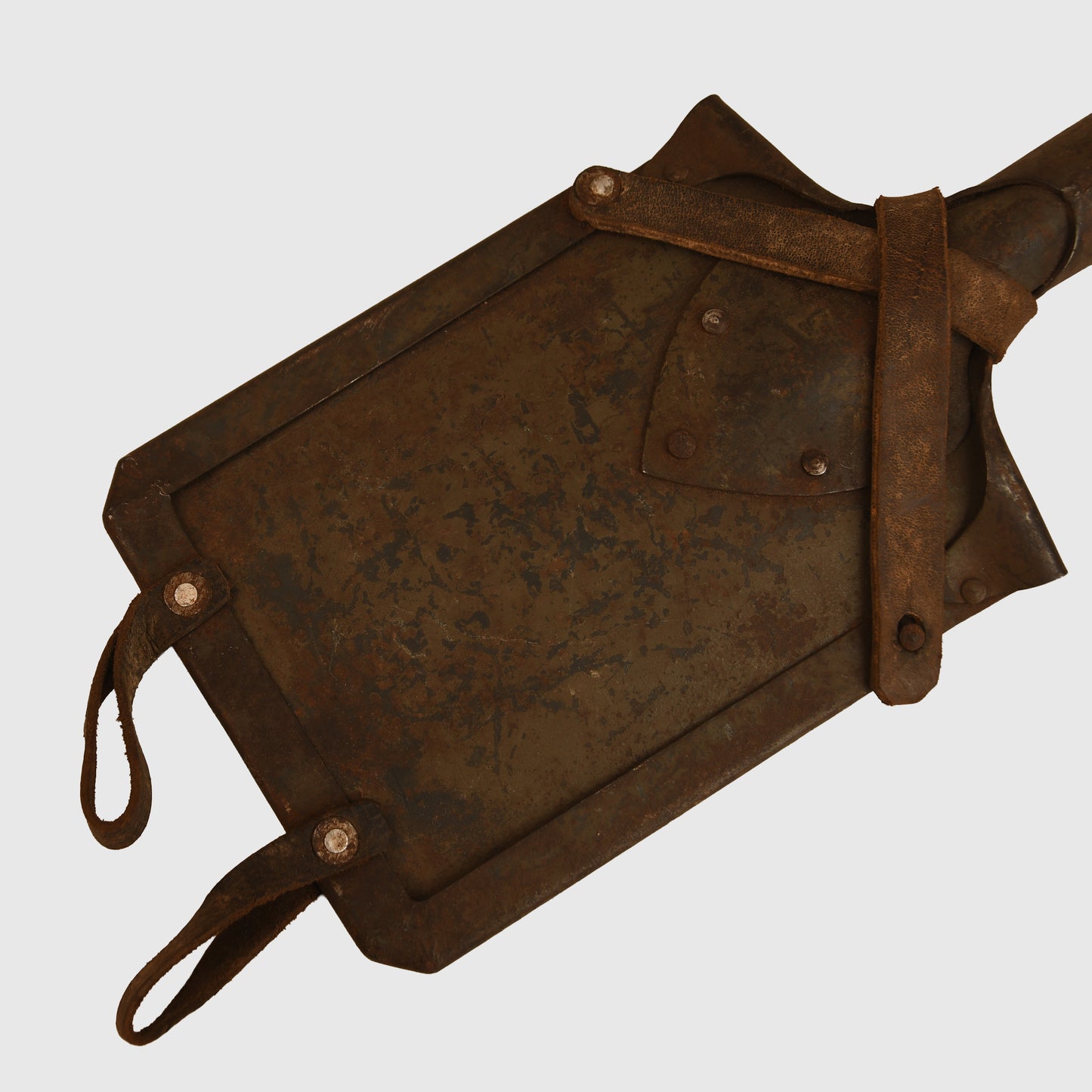 German WWI Entrenching Tool with Ersatz Steel Cover