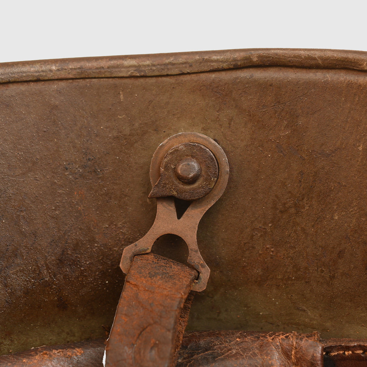 GERMAN WWI M.16 TRENCH HELMET WITH LINER AND ORIGINAL CHINSTRAP