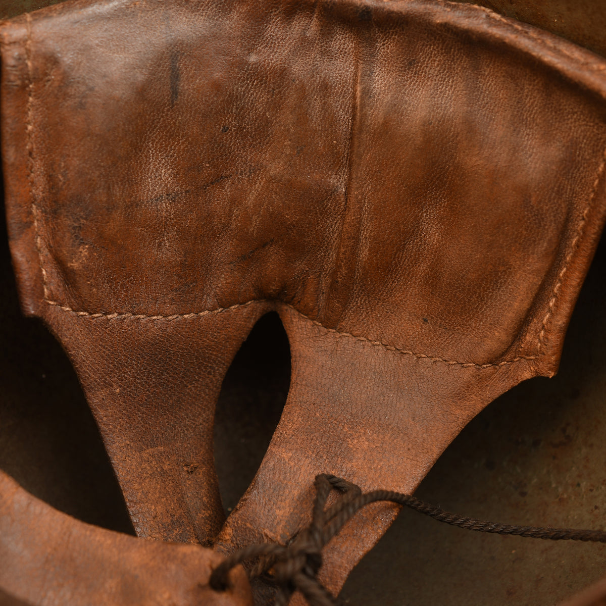 GERMAN WWI M.16 TRENCH HELMET WITH LINER AND ORIGINAL CHINSTRAP