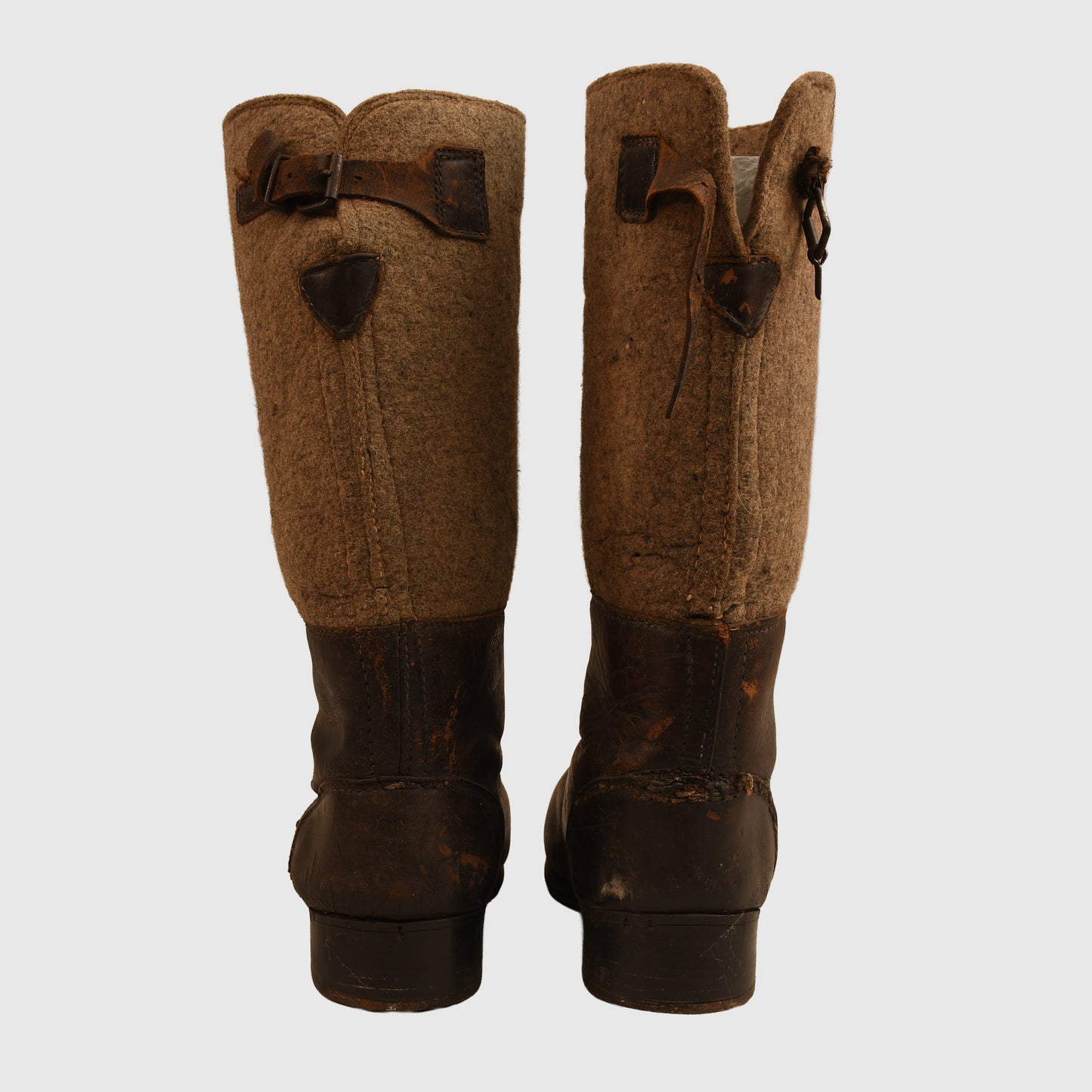 GERMAN WWII ARMY ISSUE FELT WINTER BOOTS