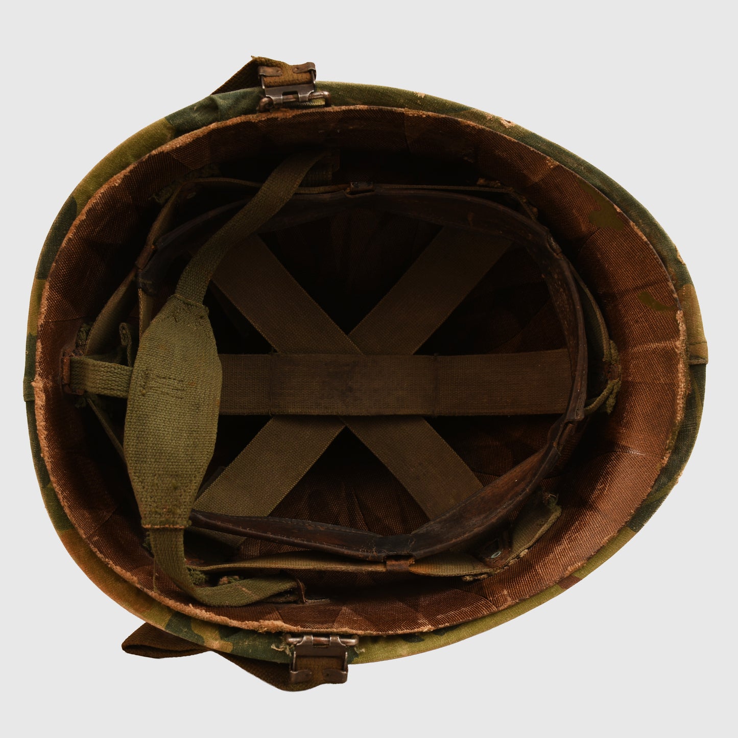 US VIETNAM WAR M.1 HELMET