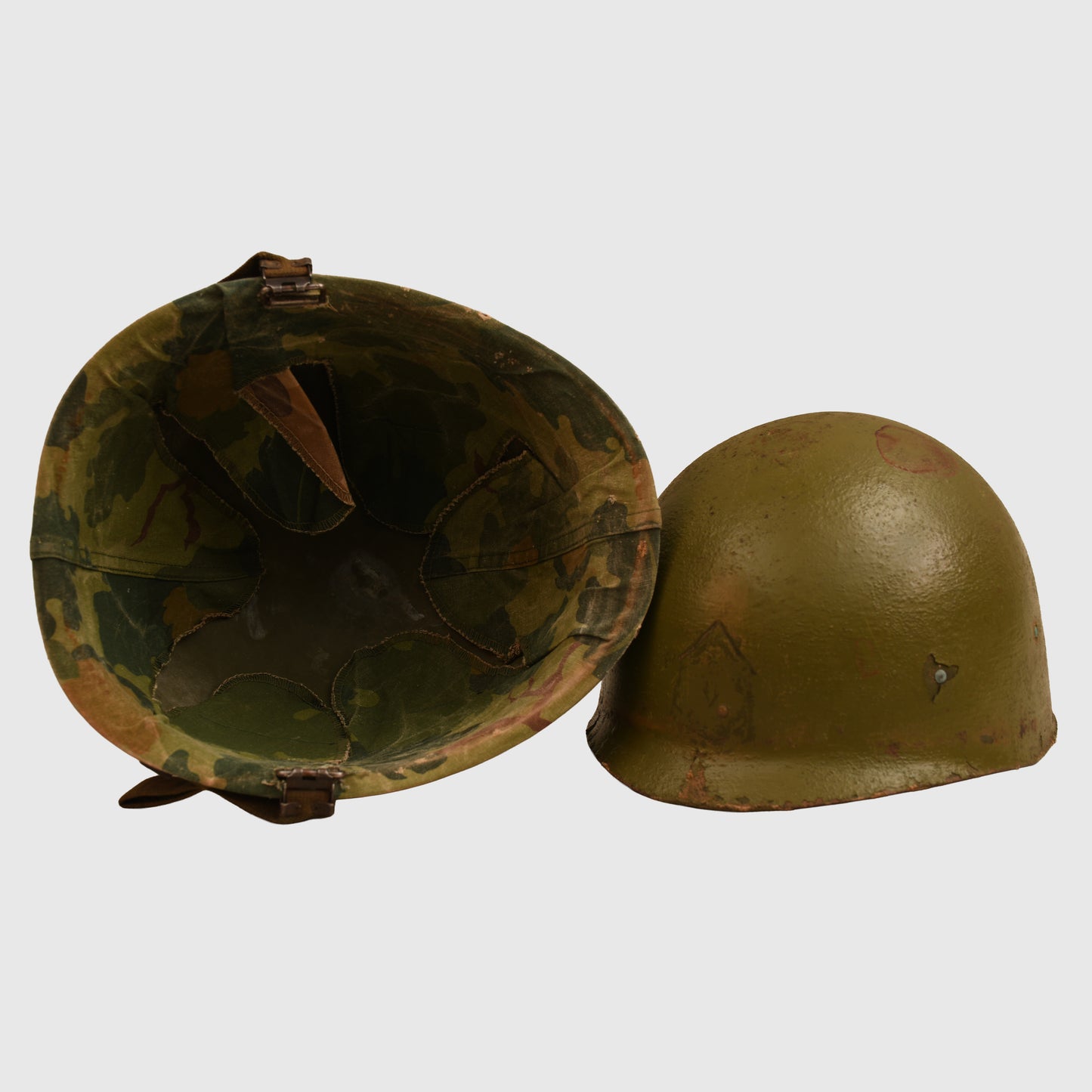 US VIETNAM WAR M.1 HELMET