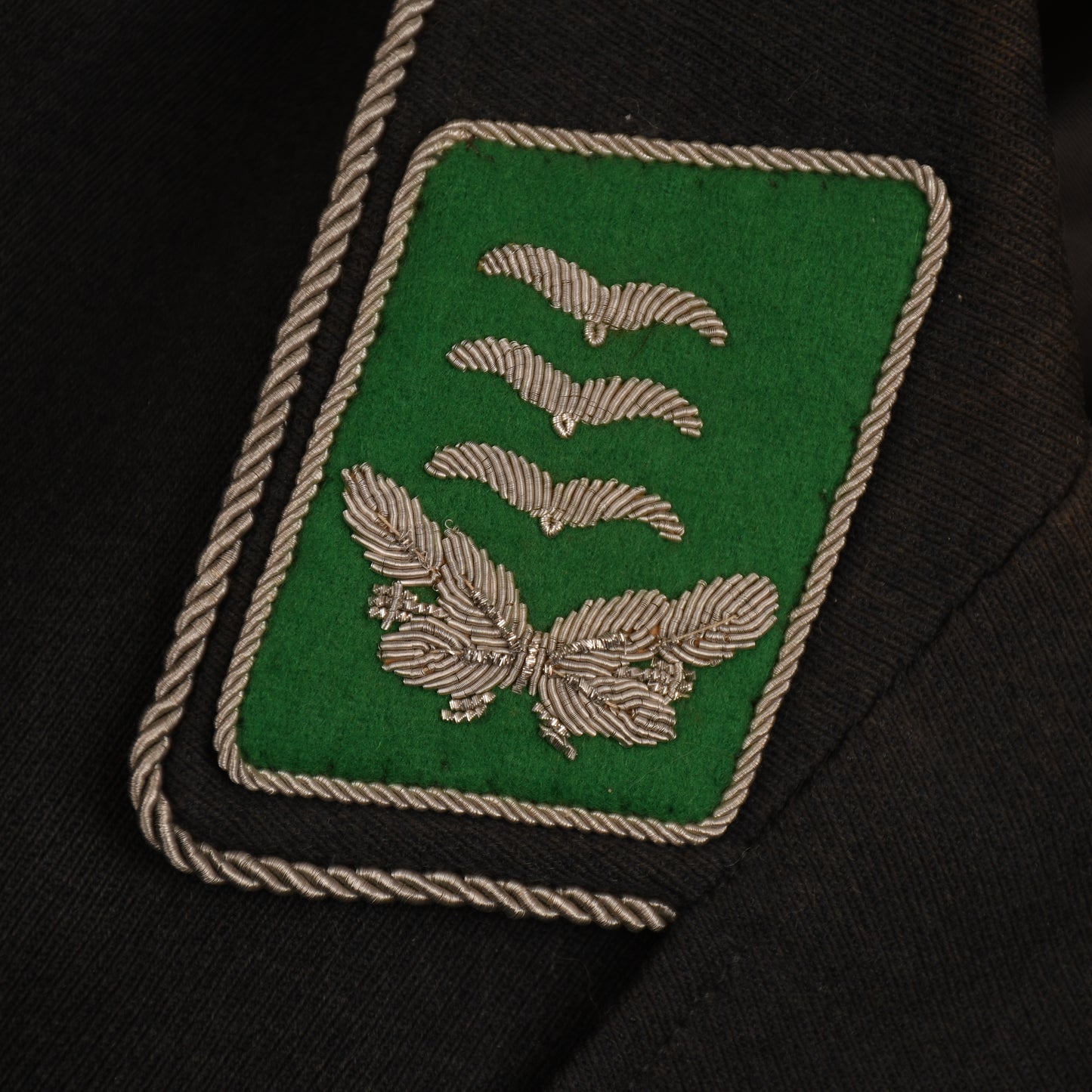 GERMAN WWII LUFTWAFFE FIELD DIVISION HAUPTMANN’S TUNIC