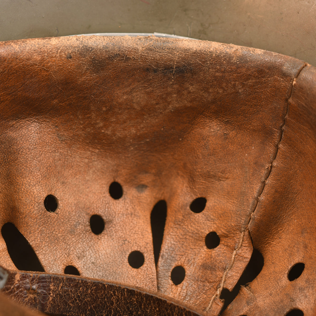 GERMAN WWII ARMY M.35 DOUBLE DECAL COMBAT HELMET