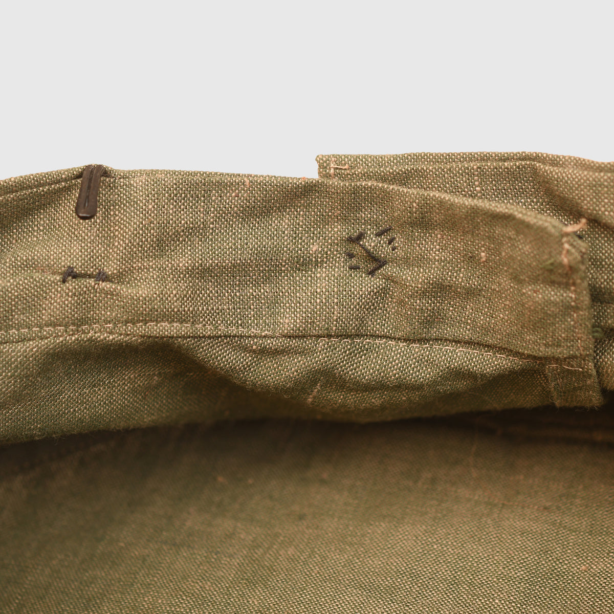 GERMAN WWI HESSIAN OFFICERS VISOR CAP WITH FIELD COVER