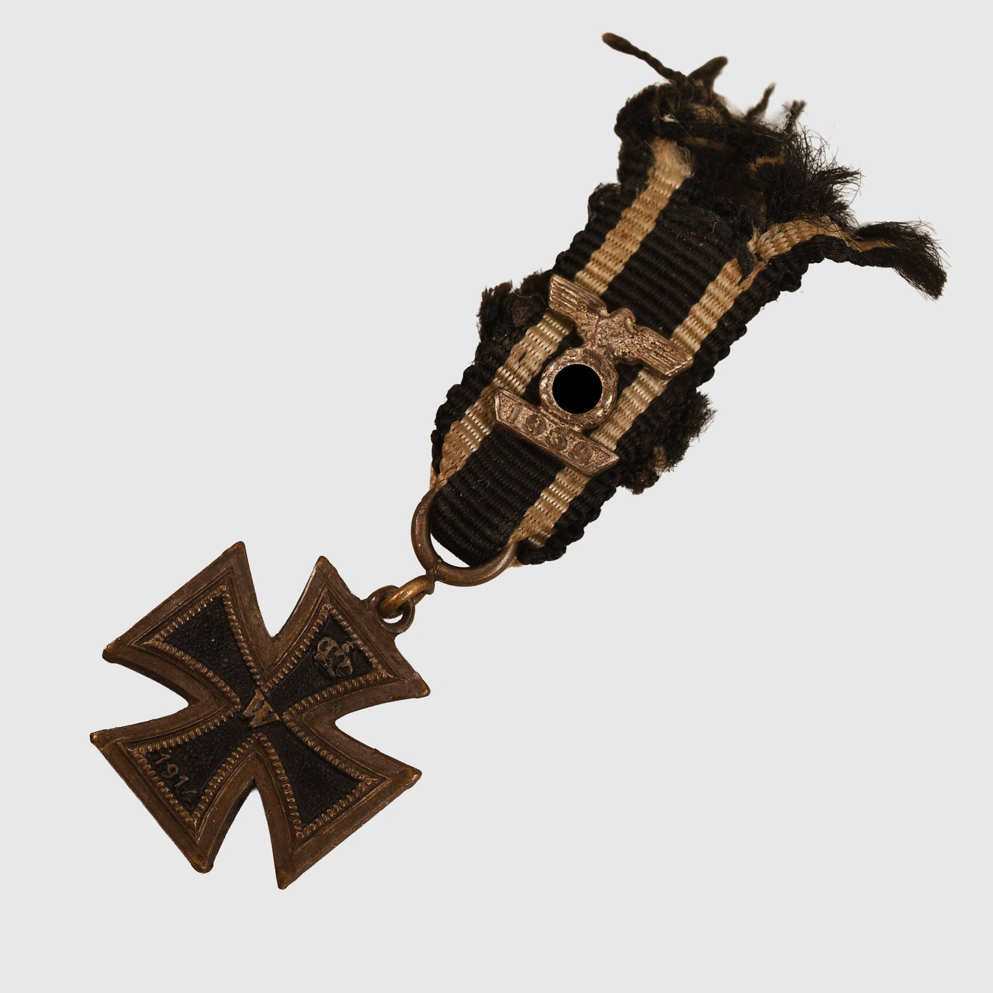GERMAN WWII - WWI IRON CROSS 2ND CLASS, AND MATCHING MINIATURE