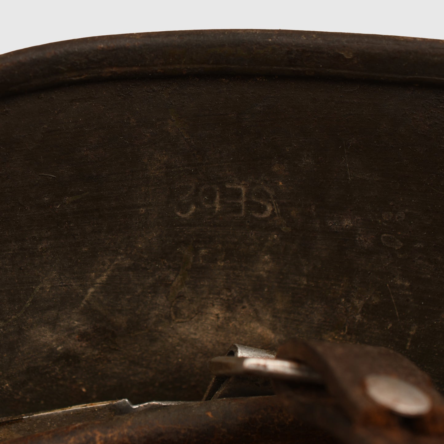 GERMAN WWII CAMOUFLAGED M.35 ARMY COMBAT HELMET