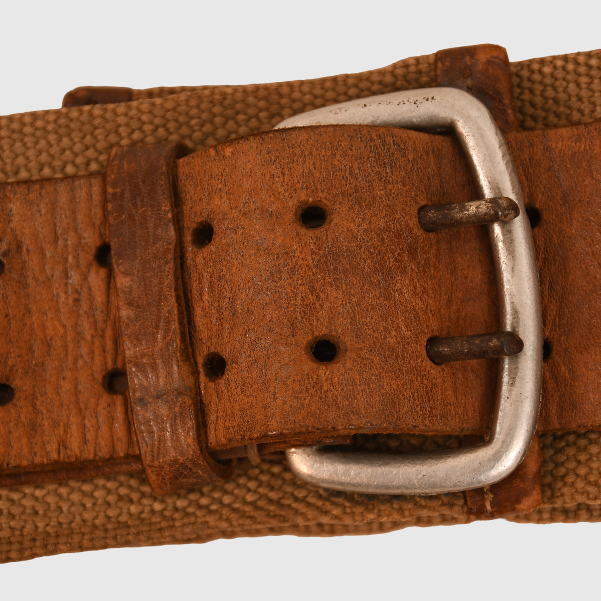 JAPANESE WWII OFFICERS/NCO CANVAS AND LEATHER SWORD BELT