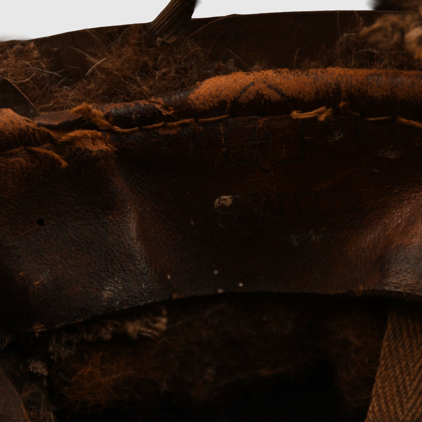 BRITISH/CANADIAN PARATROOPER HELMET
