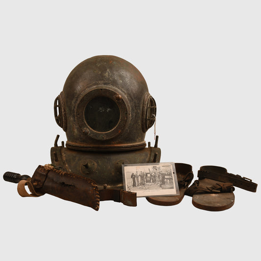 BRITISH WWII ROYAL NAVY SIEBE GORMAN 12 BOLT DIVING HELMET AND EQUIPMENT