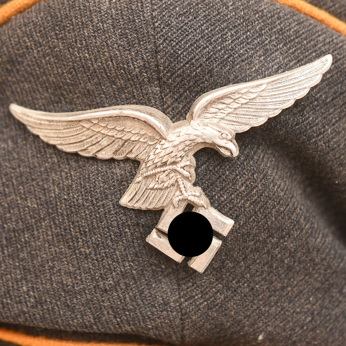 GERMAN WWII LUFTWAFFE NCO OR MAN’S VISOR CAP OF THE RESERVE