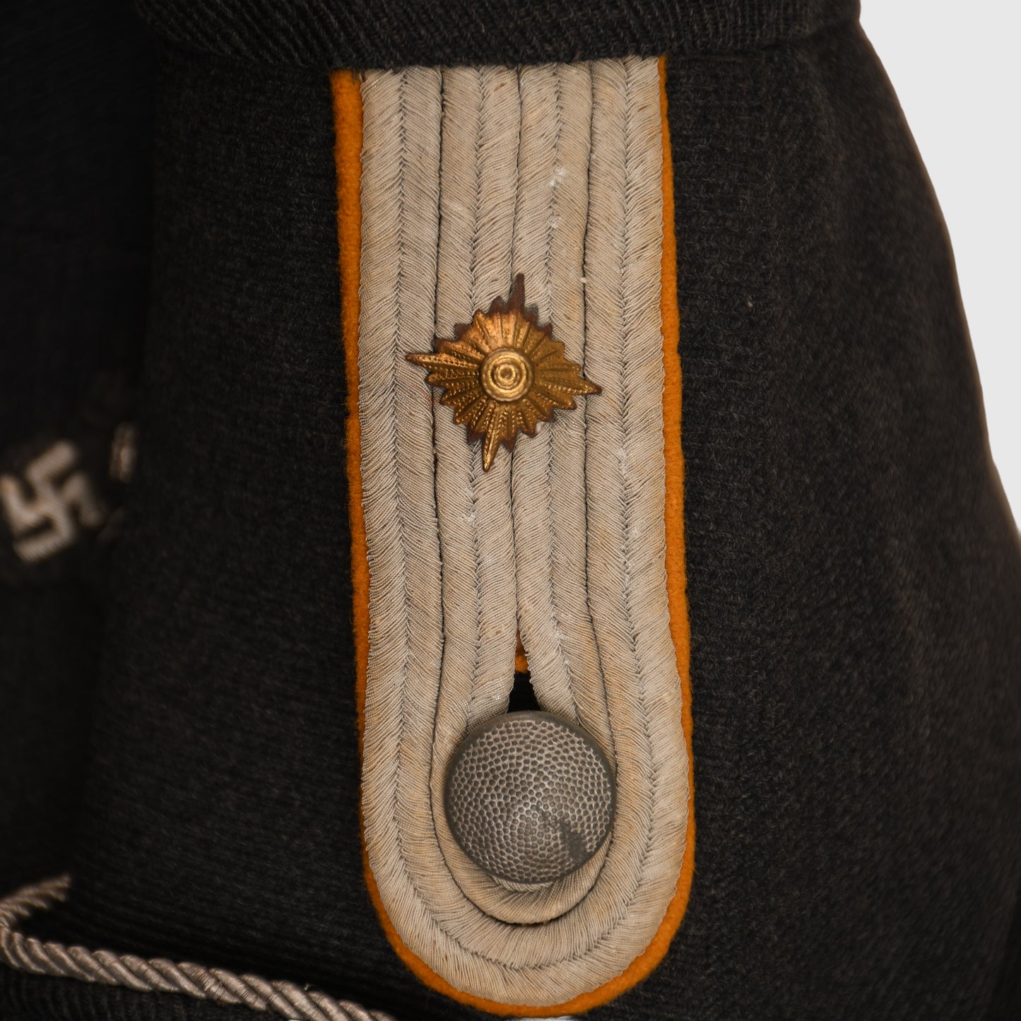 GERMAN WWII LUFTWAFFE OFFICEDS FLIEGEBLUSE