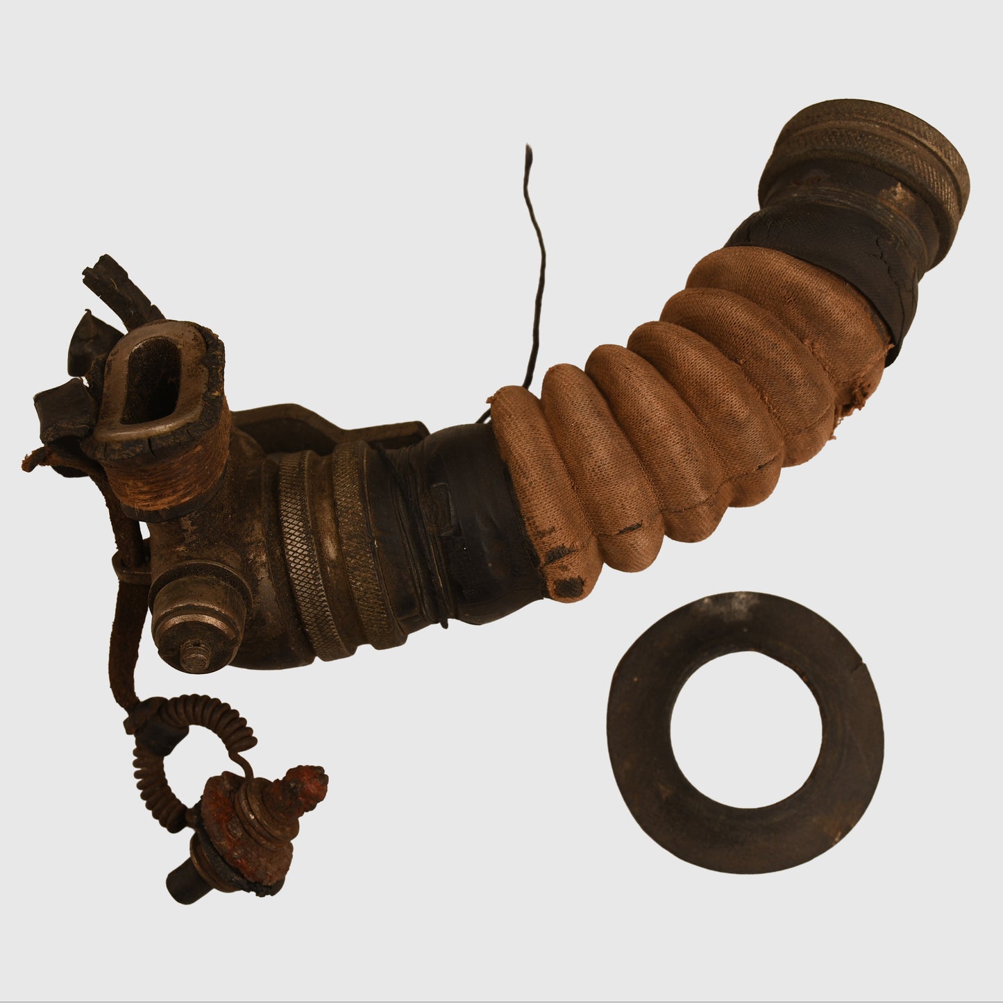 GERMAN WWII U-BOAT ESCAPE APPARATUS KNOWN AS THE TAUCHRETTE