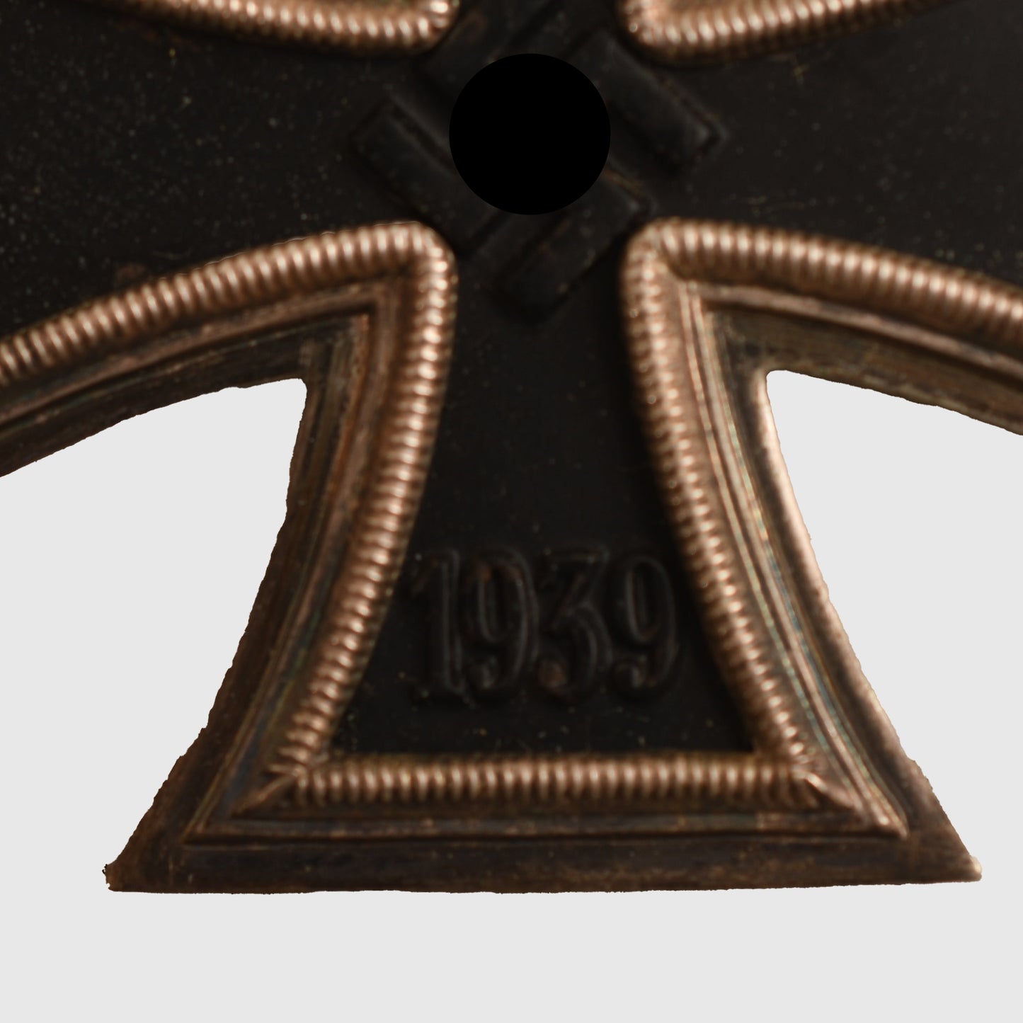 GERMAN WWII IRON CROSS 2ND CLASS - CASED