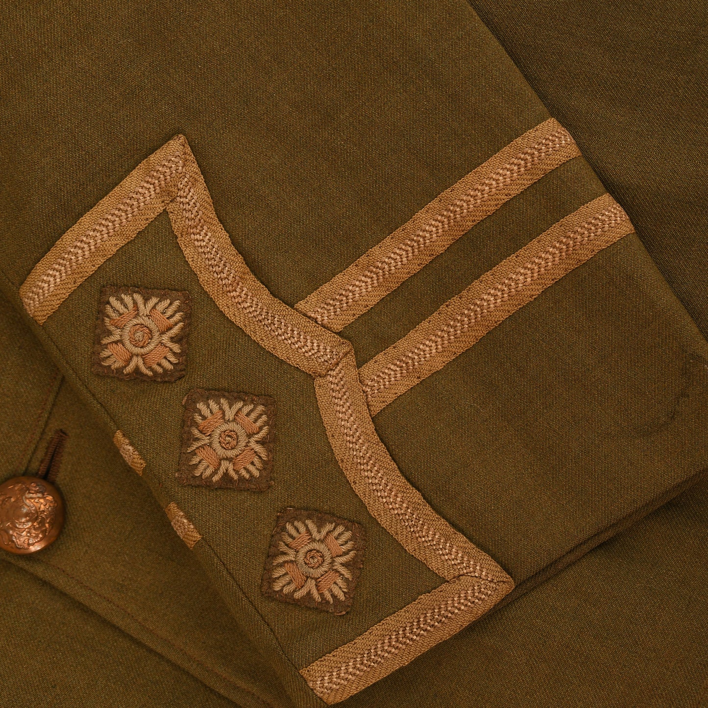 British WWI 1902 Pattern Officers Closed Collar Cuff Rank Tunic