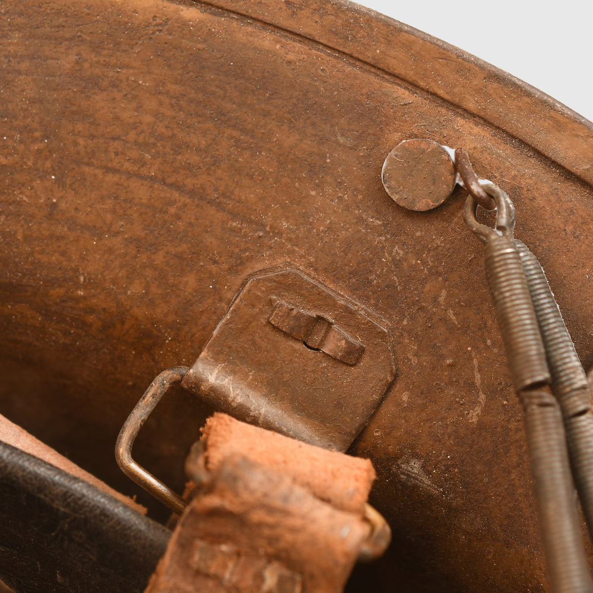 BRITISH WWI 2ND PATTERN CRUISE BRODIE HELMET